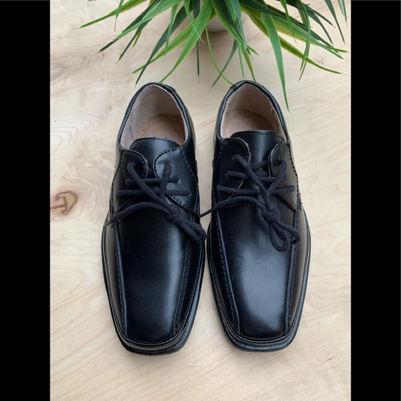 florsheim boys dress shoes